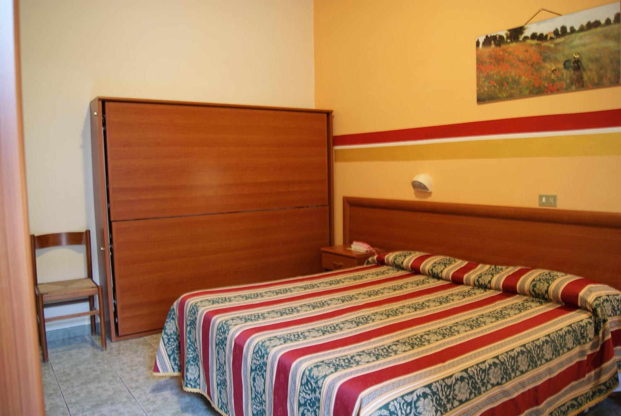 Hotel Dolly Viareggio Room photo